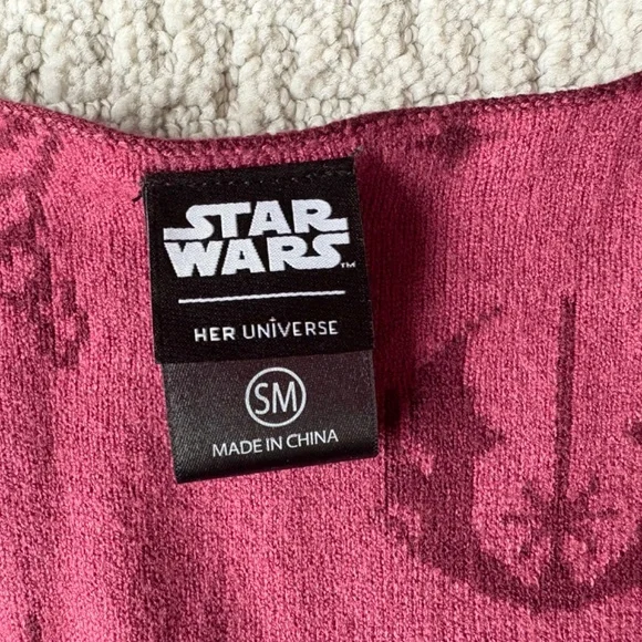 Her Universe Star Wars Ahsoka V-Neck Sweater Size SM - Picture 4 of 5